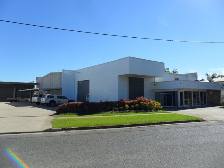 Click to view all images 15 Quinn Street Kawana QLD 4701 - Image 1