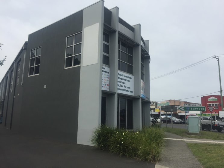 Click to view all images 211 Warrigal Road Hughesdale VIC 3166 - Image 3