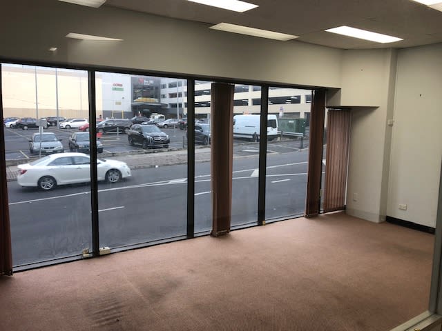 Click to view all images Unit 4/10-12 Prospect Street Box Hill VIC 3128 - Image 3
