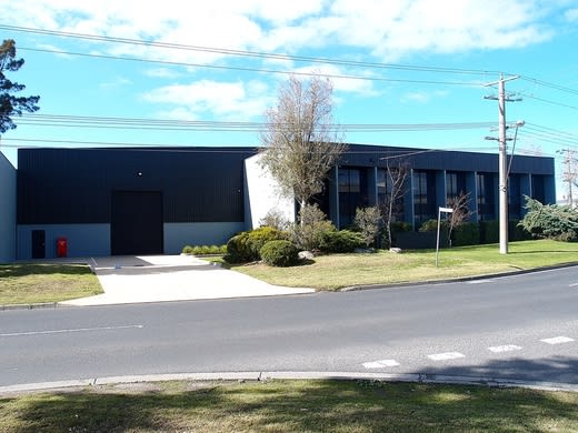 Click to view all images 38 Kitchen Road Dandenong VIC 3175 - Image 2
