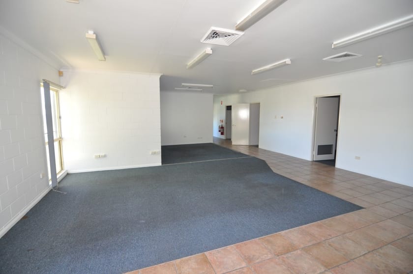 Click to view all images 14 Keane Street Currajong QLD 4812 - Image 3