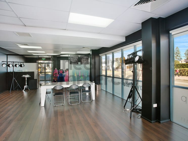 Click to view all images 13/11 Waterloo Street Narrabeen NSW 2101 - Image 2