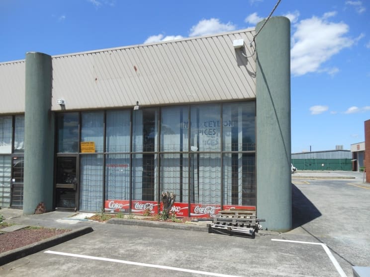 Click to view all images 4/53-55 Sinclair Road Dandenong VIC 3175 - Image 2