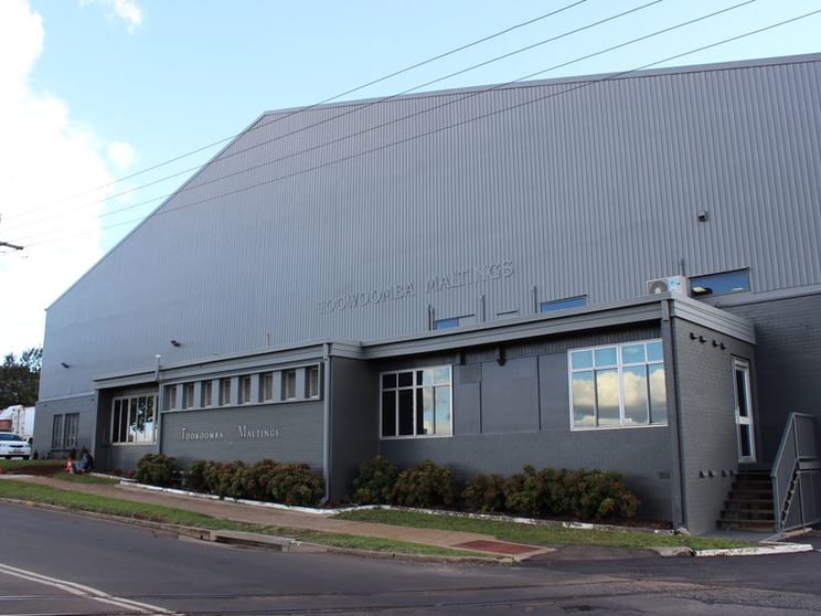 Click to view all images 11 Mort Street North Toowoomba QLD 4350 - Image 1