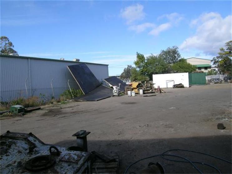 Click to view all images 15 Laverick Avenue & 26 Tomago Road Tomago NSW 2322 - Image 1