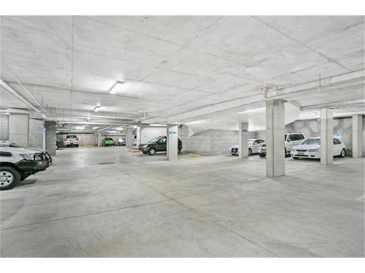 Click to view all images Suite 1-01/43 The Boulevarde Toronto NSW 2283 - Image 3