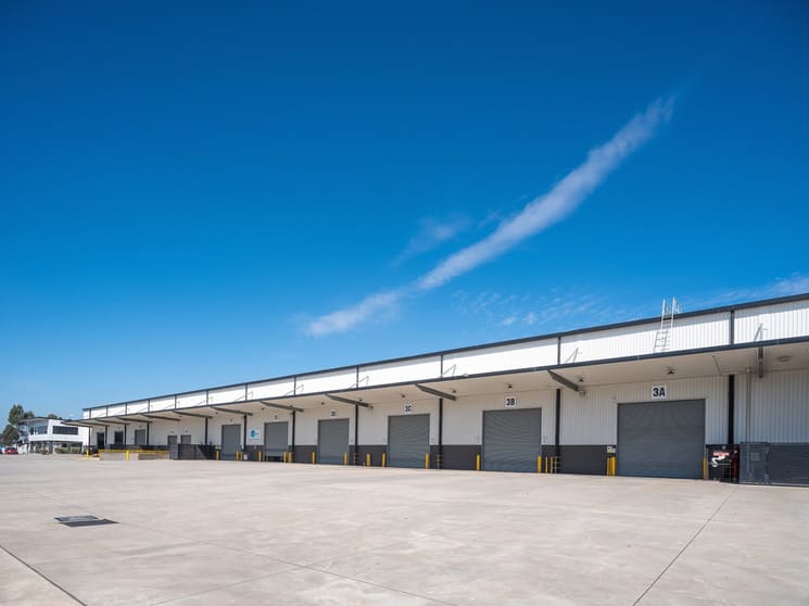 Click to view all images Unit 3/2 Southridge Street Eastern Creek NSW 2766 - Image 3