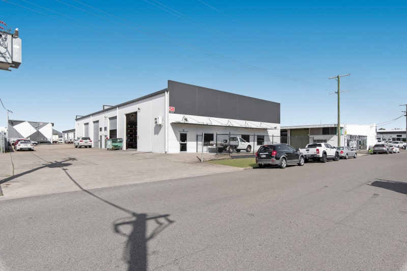 Click to view all images 7/58 Keane Street Currajong QLD 4812 - Image 2