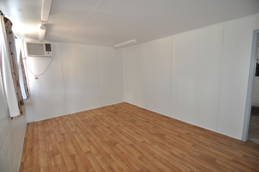 Click to view all images Unit 9, 62 Keane Street Currajong QLD 4812 - Image 3