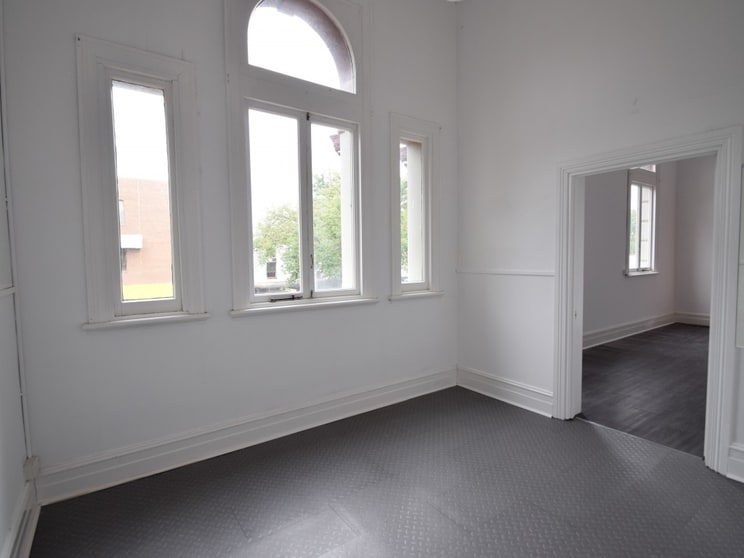 Click to view all images 1st Floor/40 Reid Street Wangaratta VIC 3677 - Image 2