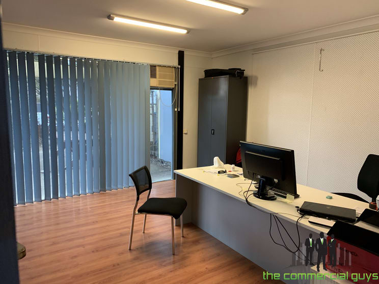 Click to view all images 3/16 Lear Jet Drive Caboolture QLD 4510 - Image 3