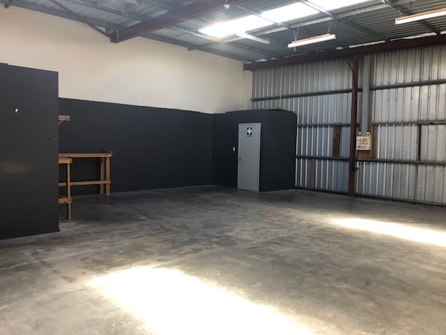 Click to view all images 1/86 Elizabeth Street Urangan QLD 4655 - Image 2