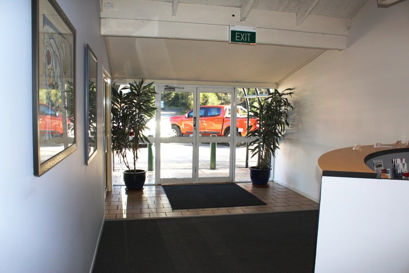 Click to view all images 1/57 Beach Road Batemans Bay NSW 2536 - Image 3