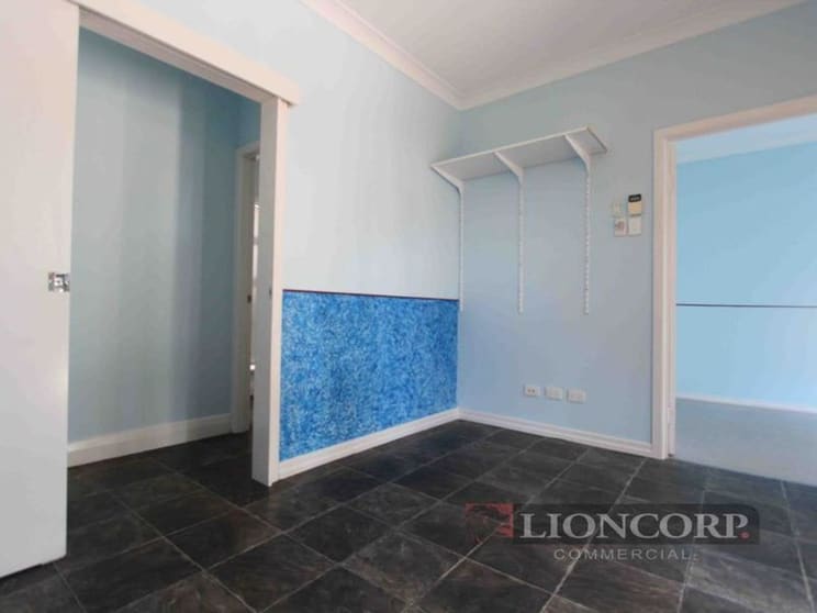 Click to view all images Sunnybank QLD 4109 - Image 3