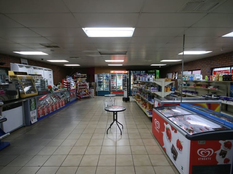 Click to view all images 5/180-182 Burton Road Paralowie SA 5108 - Image 3