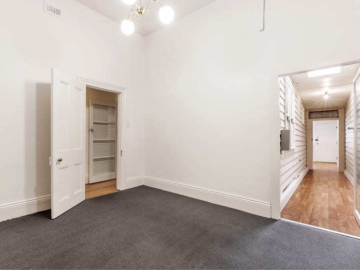 Click to view all images 37 Coppin Street Richmond VIC 3121 - Image 2
