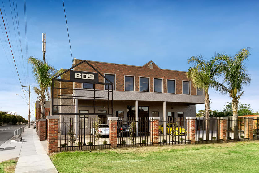 Click to view all images Offices 1,/609 Keilor Road Niddrie VIC 3042 - Image 2