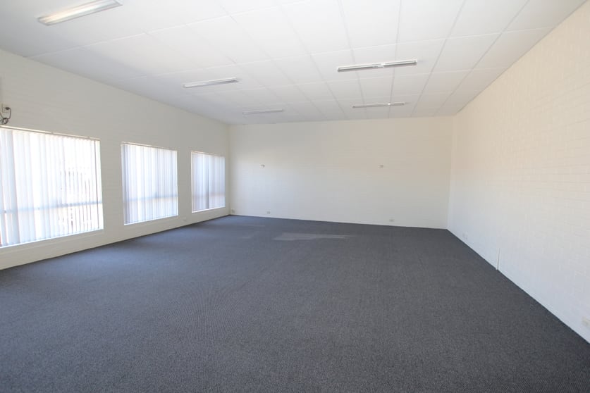 Click to view all images 272 Welshpool Road Welshpool WA 6106 - Image 3