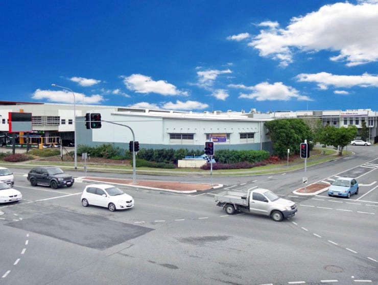 Click to view all images 2 Navigator Place Hendra QLD 4011 - Image 2