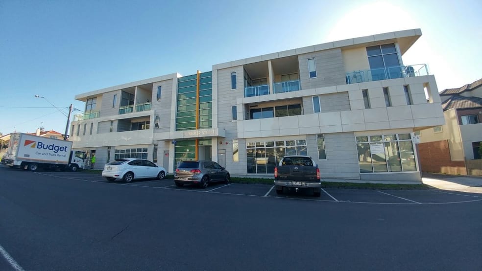 Click to view all images 4/2 Walker Street Moonee Ponds VIC 3039 - Image 1