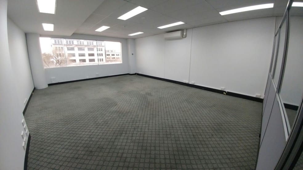 Click to view all images Suite 2/182 Victoria Parade East Melbourne VIC 3002 - Image 2
