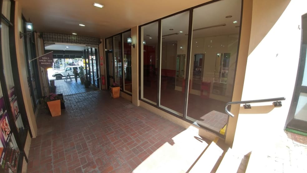 Click to view all images 14/101-103 Toorak Road South Yarra VIC 3141 - Image 3