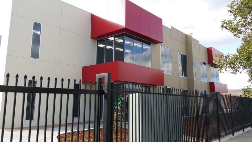 Click to view all images 2/236-244 Edwardes Street Reservoir VIC 3073 - Image 2