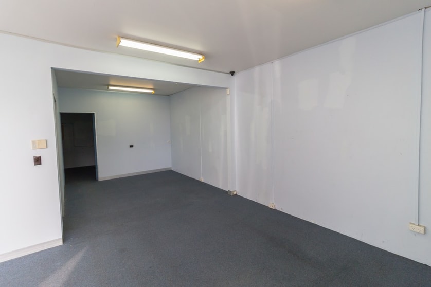 Click to view all images 32/260 Wickham Road Moorabbin VIC 3189 - Image 2