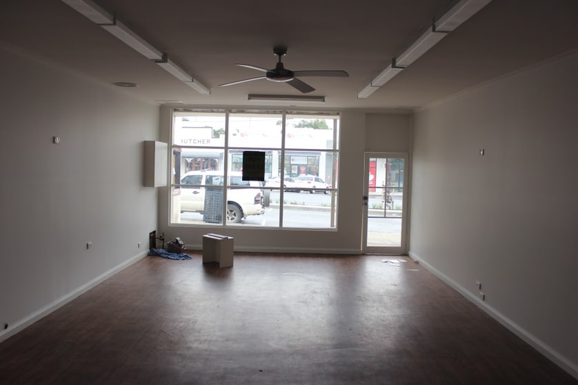Click to view all images 646 Warburton Highway Seville VIC 3139 - Image 3