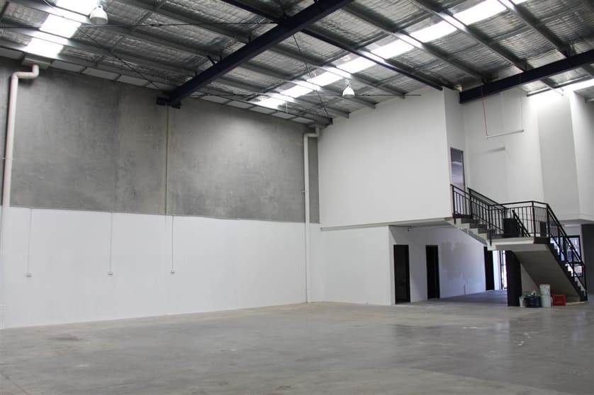 1/72-74 Woodfield Boulevard Caringbah NSW 2229 - Image 3