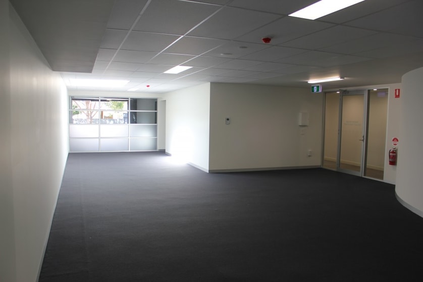 Click to view all images Grnd Flr-4/232 Bay Street Brighton VIC 3186 - Image 2