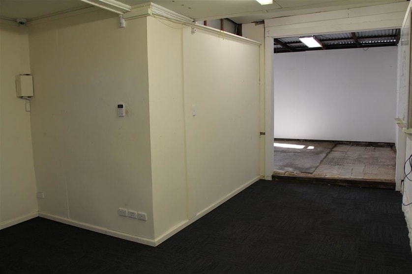 Click to view all images A/18 Dillon Street Ramsgate NSW 2217 - Image 3