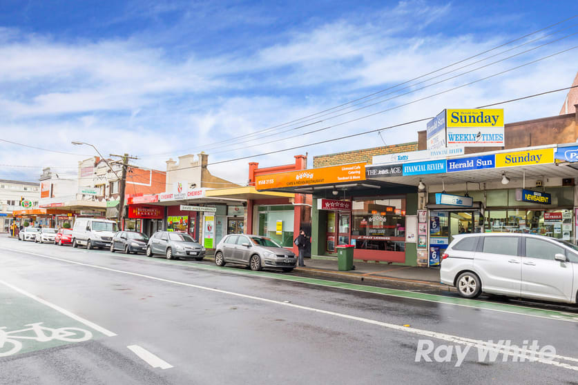 Click to view all images 450 Neerim Road Murrumbeena VIC 3163 - Image 2