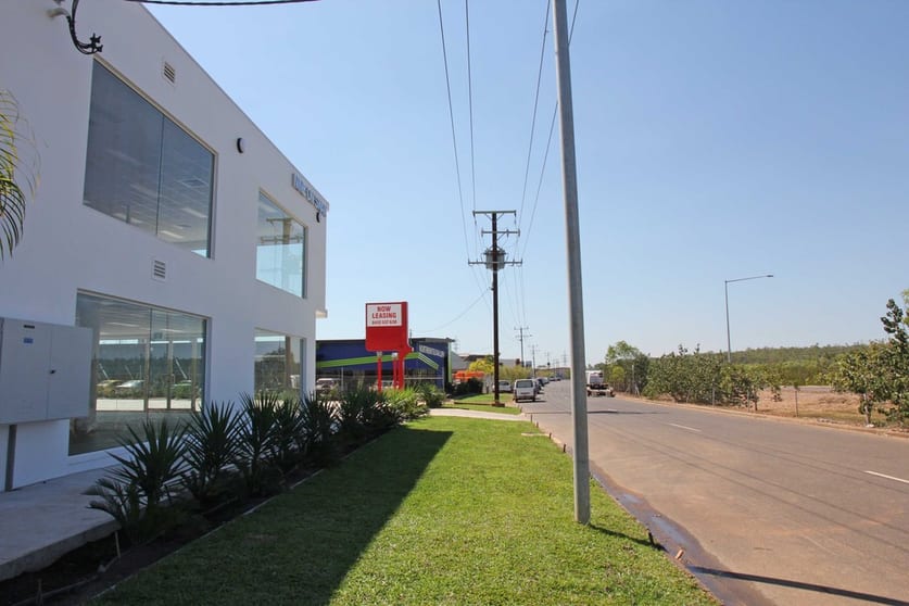 Click to view all images 7/9 Swan Crescent Winnellie NT 0820 - Image 2