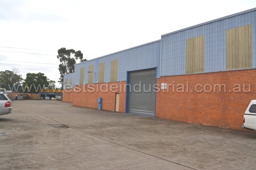 Click to view all images 1/137 Long Street Smithfield NSW 2164 - Image 2