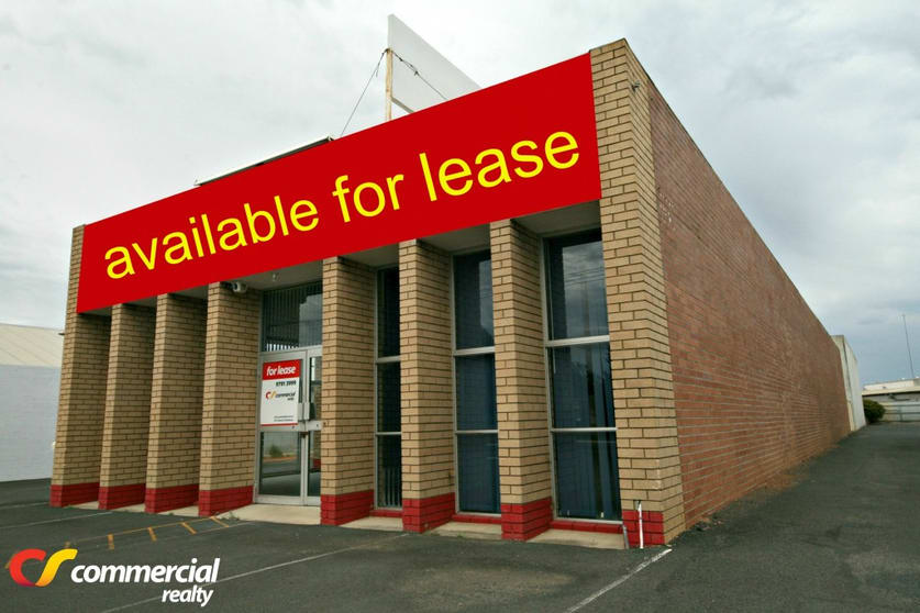Click to view all images 92 King Road East Bunbury WA 6230 - Image 1
