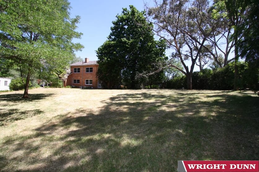 Click to view all images 0 Lennox Crossing Acton ACT 2601 - Image 3
