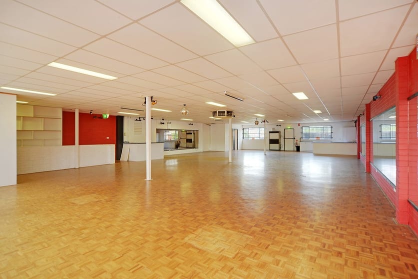 Click to view all images 3/88 Worrigee Street Nowra NSW 2541 - Image 2
