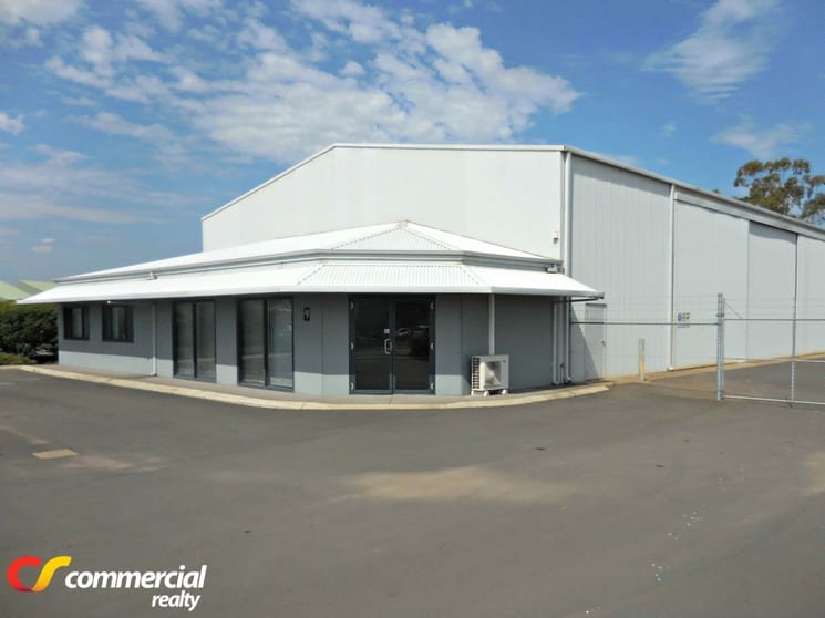 Click to view all images 9 Campbell Way Davenport WA 6230 - Image 3