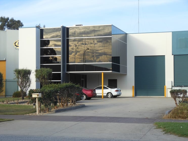 Click to view all images 1/119-123 Woodlands Drive Braeside VIC 3195 - Image 1