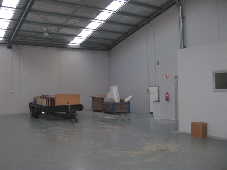 Click to view all images 1/63 Holder Road Bannockburn VIC 3331 - Image 3