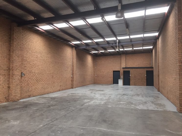 Click to view all images 1/33 Onslow Avenue Campbellfield VIC 3061 - Image 2