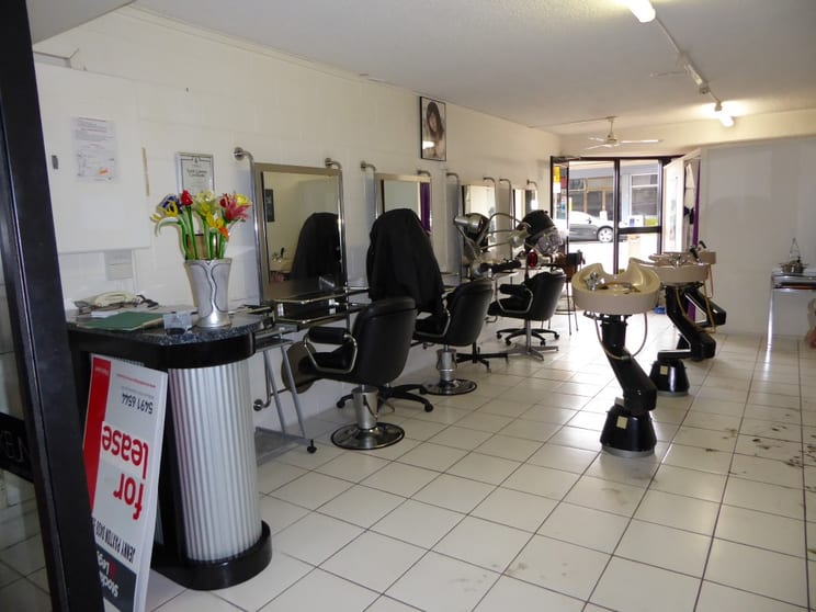 Click to view all images 10/11a Bulcock Street Caloundra QLD 4551 - Image 2