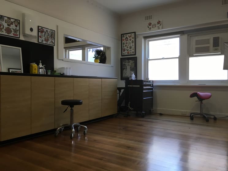Click to view all images 2/72 Railway Avenue Ringwood East VIC 3135 - Image 3
