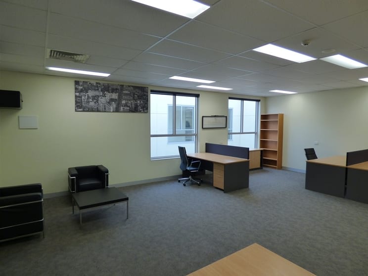 Click to view all images 2.17/203-205 Blackburn Road Mount Waverley VIC 3149 - Image 2