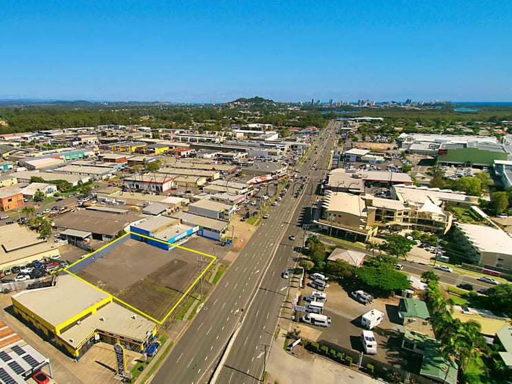 Click to view all images 149 & 151 Minjungbal Drive Tweed Heads South NSW 2486 - Image 3