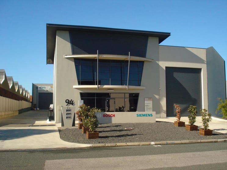 Click to view all images 3/94 President Street Welshpool WA 6106 - Image 1