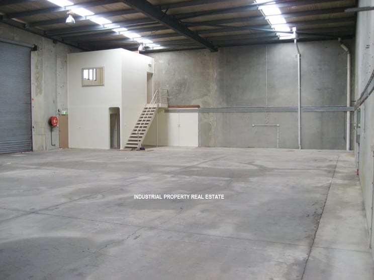 Click to view all images Wetherill Park NSW 2164 - Image 3