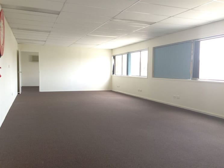 Click to view all images 1a/14 Duntroon Street Brendale QLD 4500 - Image 1