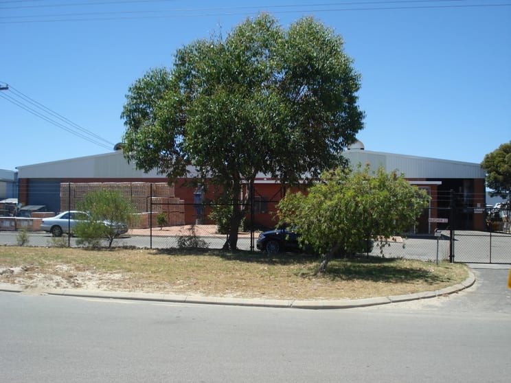 Click to view all images 12 Reggio Road Kewdale WA 6105 - Image 2